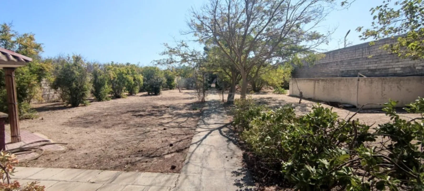 Satılır torpaq sahəsi 30 m²