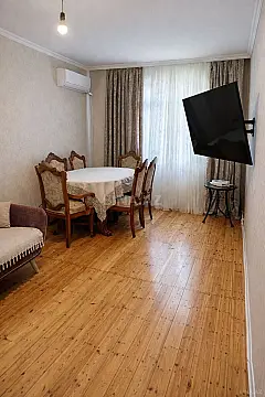 Satılır 3 otaqlı mənzil 80 m² — Bakı, Yeni Günəşli 3 otaq 80.00 m²