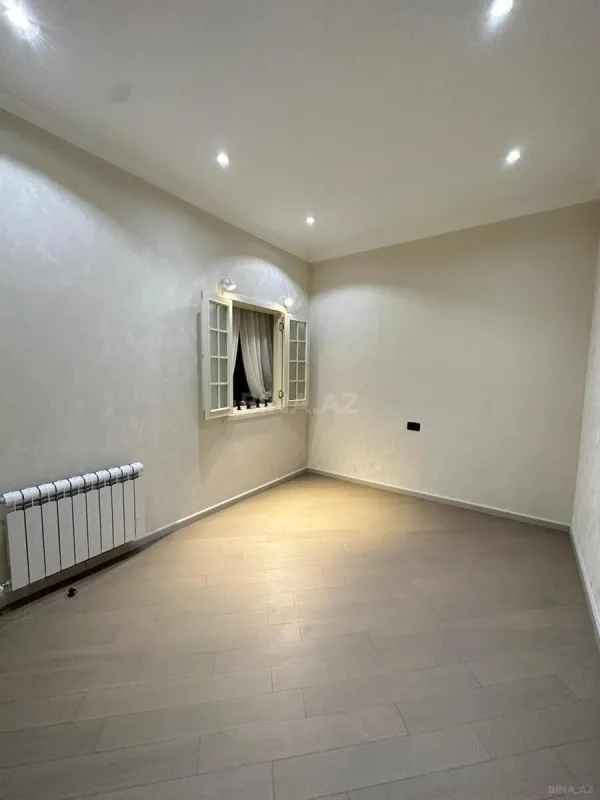 Satılır 3 otaqlı mənzil 105 m²