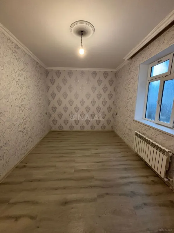 Satılır 5 otaqlı həyət evi 230 m²