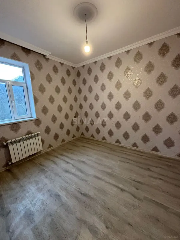 Satılır 5 otaqlı həyət evi 230 m²