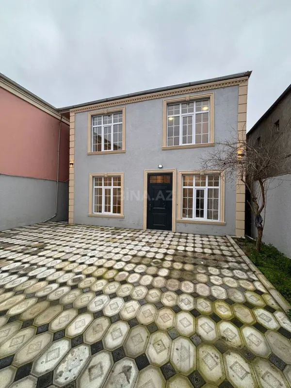 Satılır 5 otaqlı həyət evi 230 m²