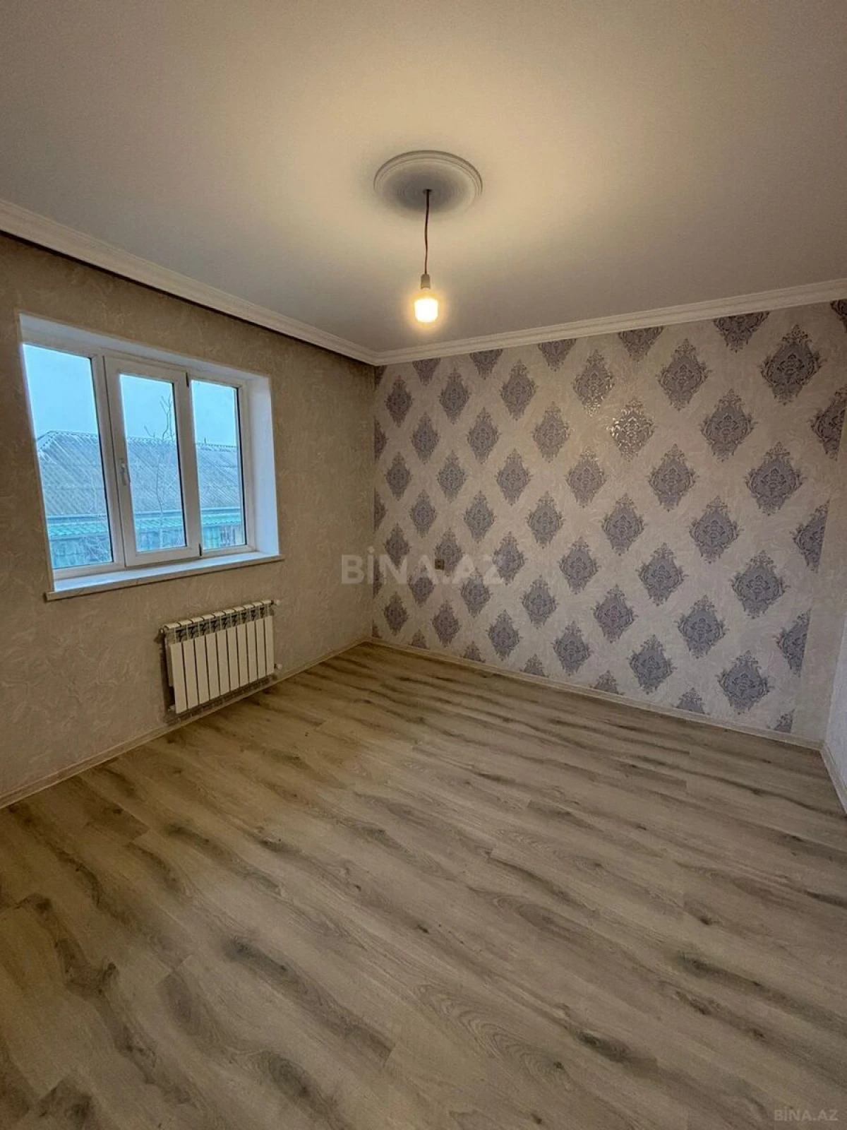 Satılır 5 otaqlı həyət evi 230 m²
