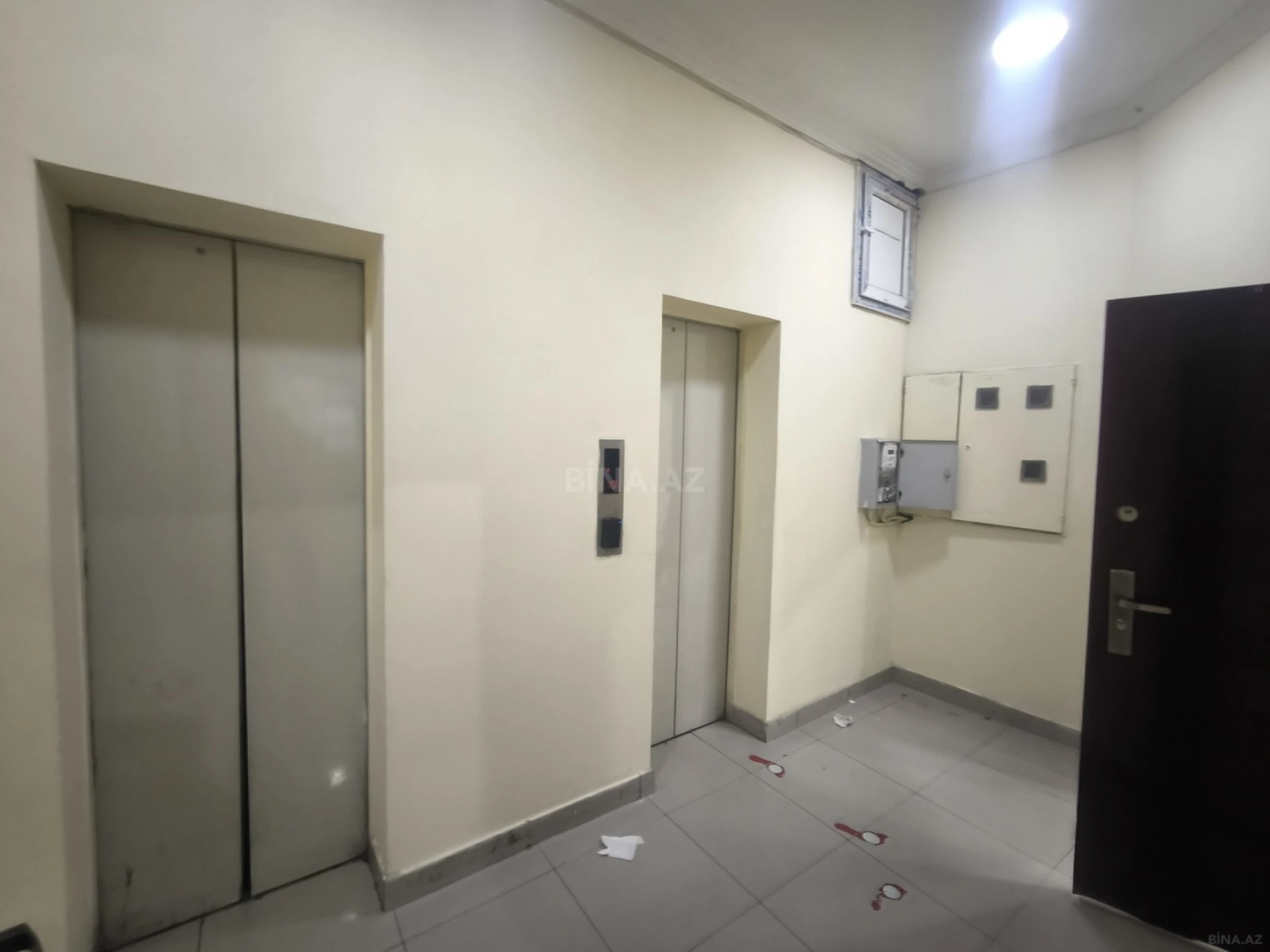 Kirayə verilir 11 otaqlı ofis 280 m²