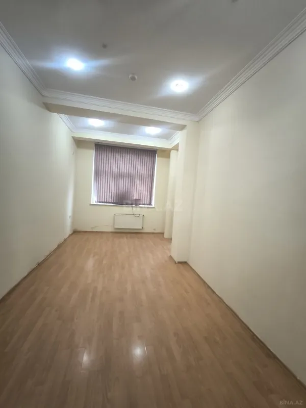 Kirayə verilir 11 otaqlı ofis 280 m²
