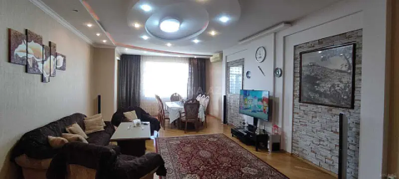 Satılır 4 otaqlı mənzil 209 m² — Bakı 4 otaq 209.00 m²
