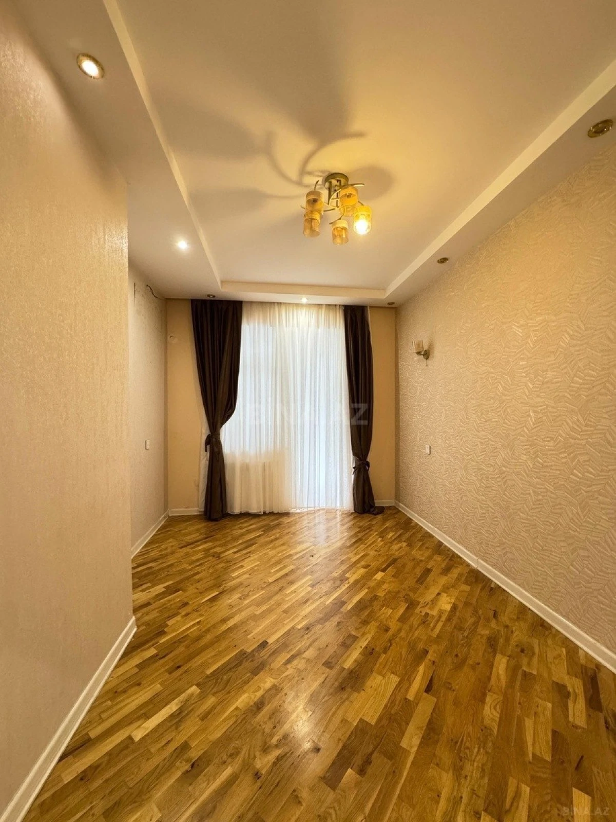 Kirayə verilir 3 otaqlı mənzil 95 m²