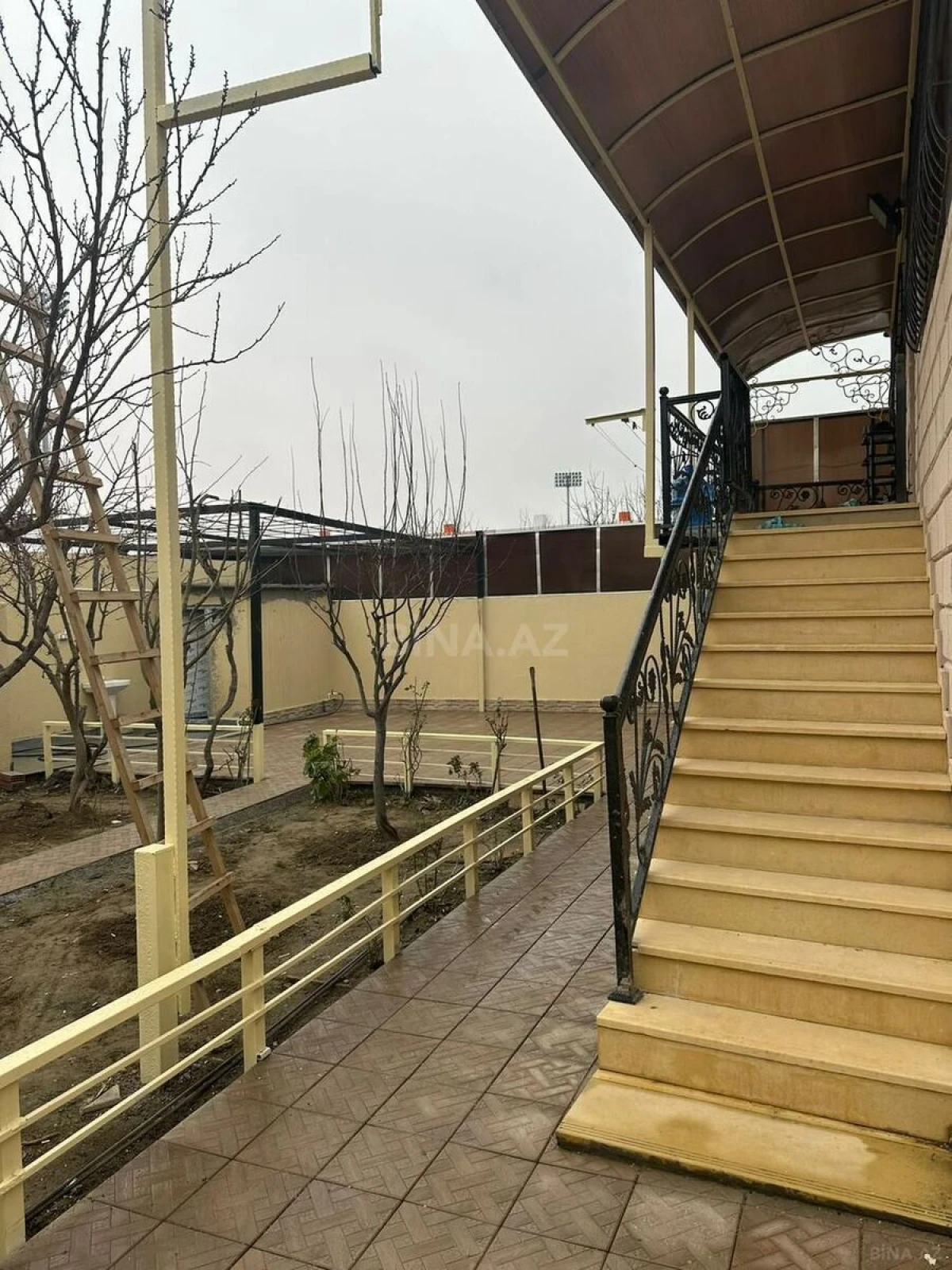 Satılır 3 otaqlı həyət evi 120 m²
