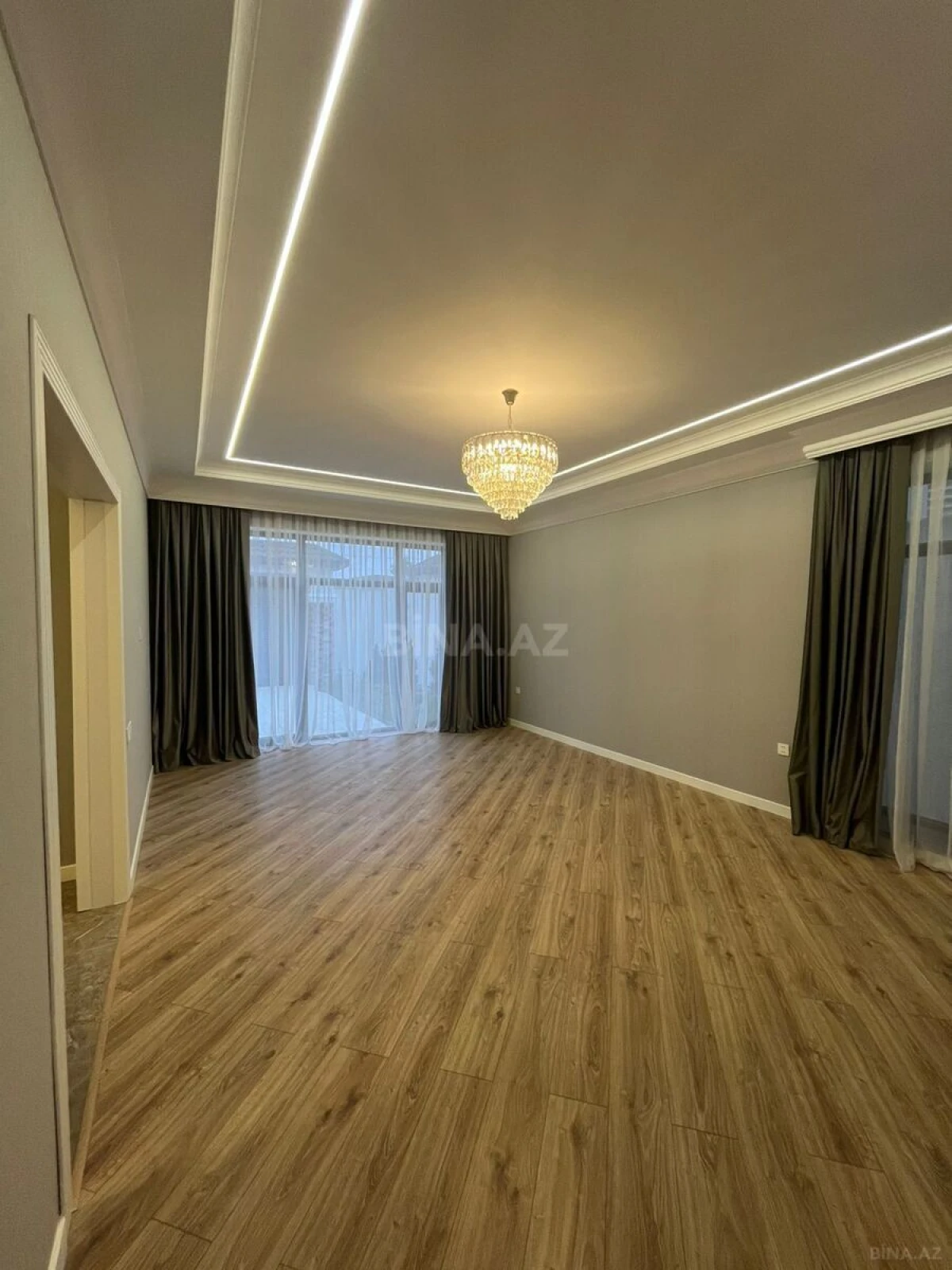 Satılır 4 otaqlı həyət evi 155 m²
