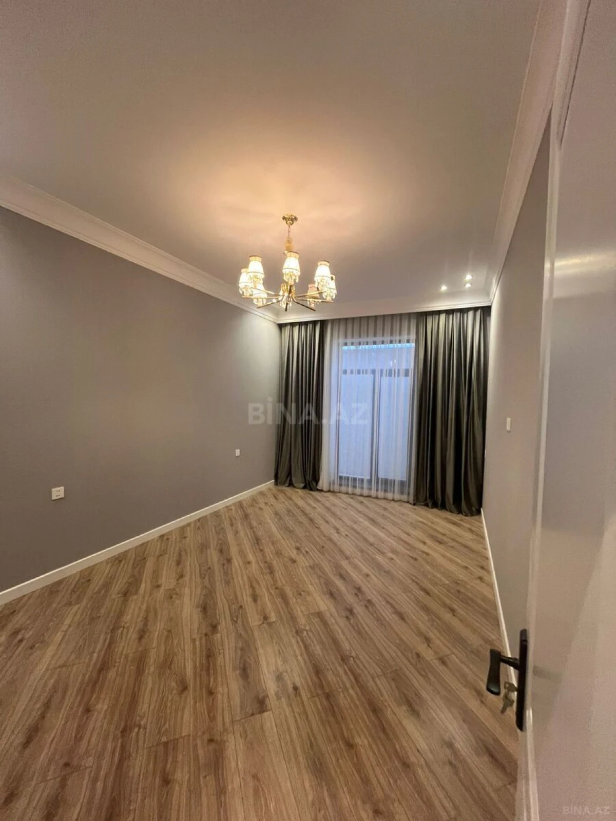 Satılır 4 otaqlı həyət evi 155 m²