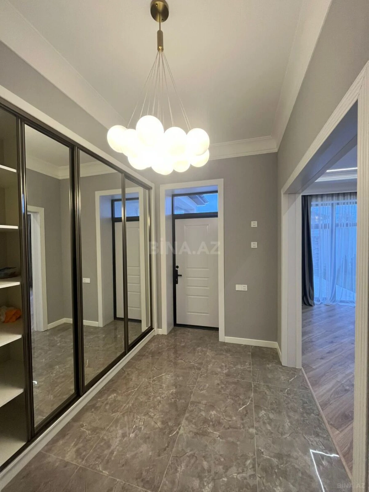 Satılır 4 otaqlı həyət evi 155 m²