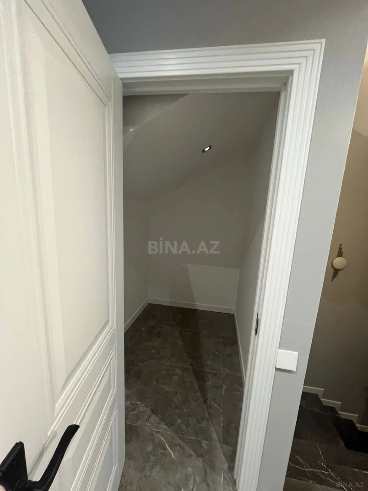 Satılır 4 otaqlı həyət evi 155 m²