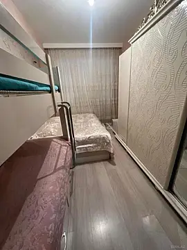 Satılır 2 otaqlı mənzil 72 m²