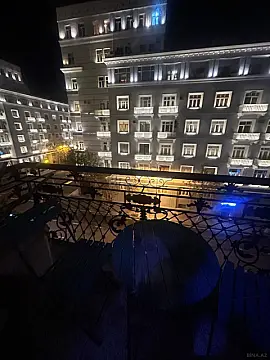 Kirayə verilir 2 otaqlı mənzil 70 m²