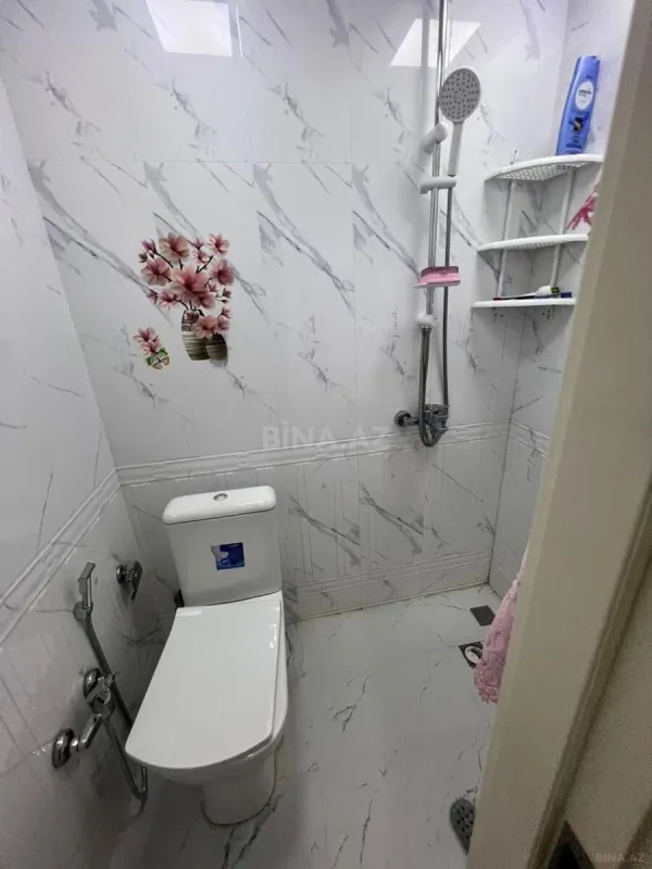 Kirayə verilir 2 otaqlı mənzil 60 m²