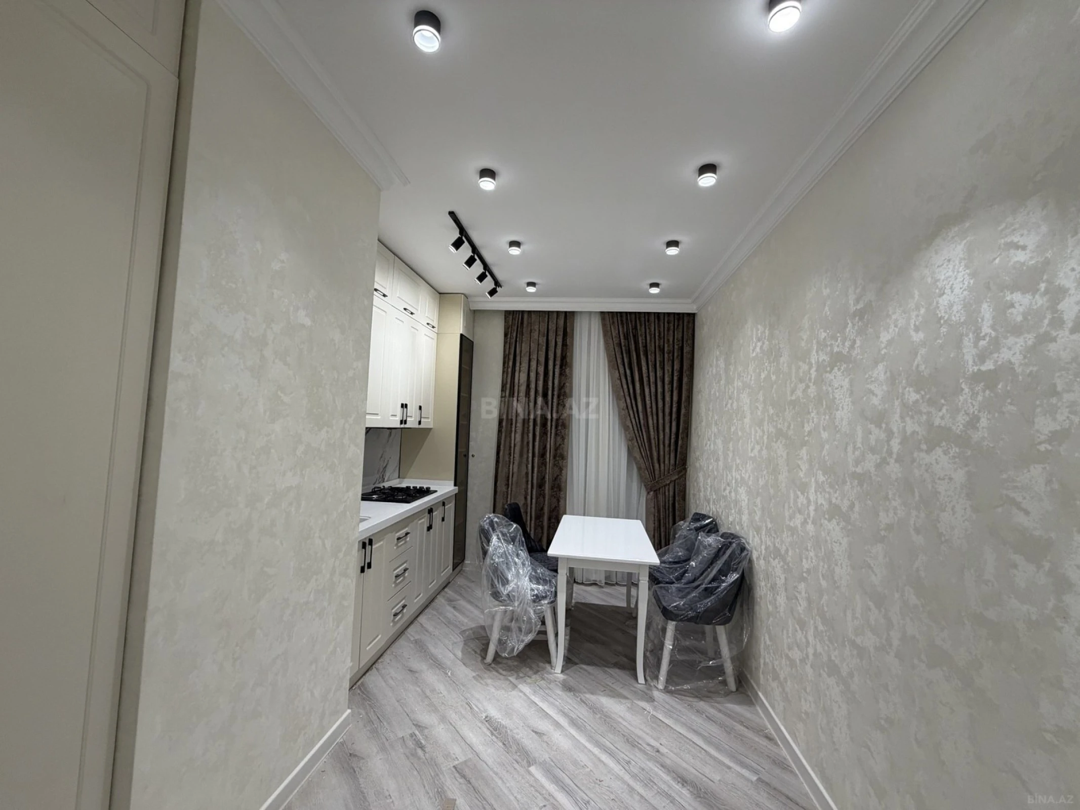 Kirayə verilir 3 otaqlı mənzil 100 m²