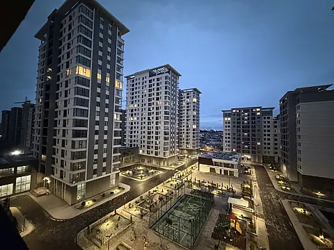 Kirayə verilir 3 otaqlı mənzil 100 m² — Bakı, İnşaatçılar 3 otaq 100.00 m²
