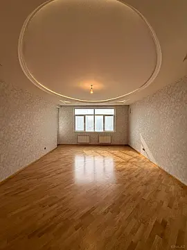 Satılır 3 otaqlı mənzil 151 m²