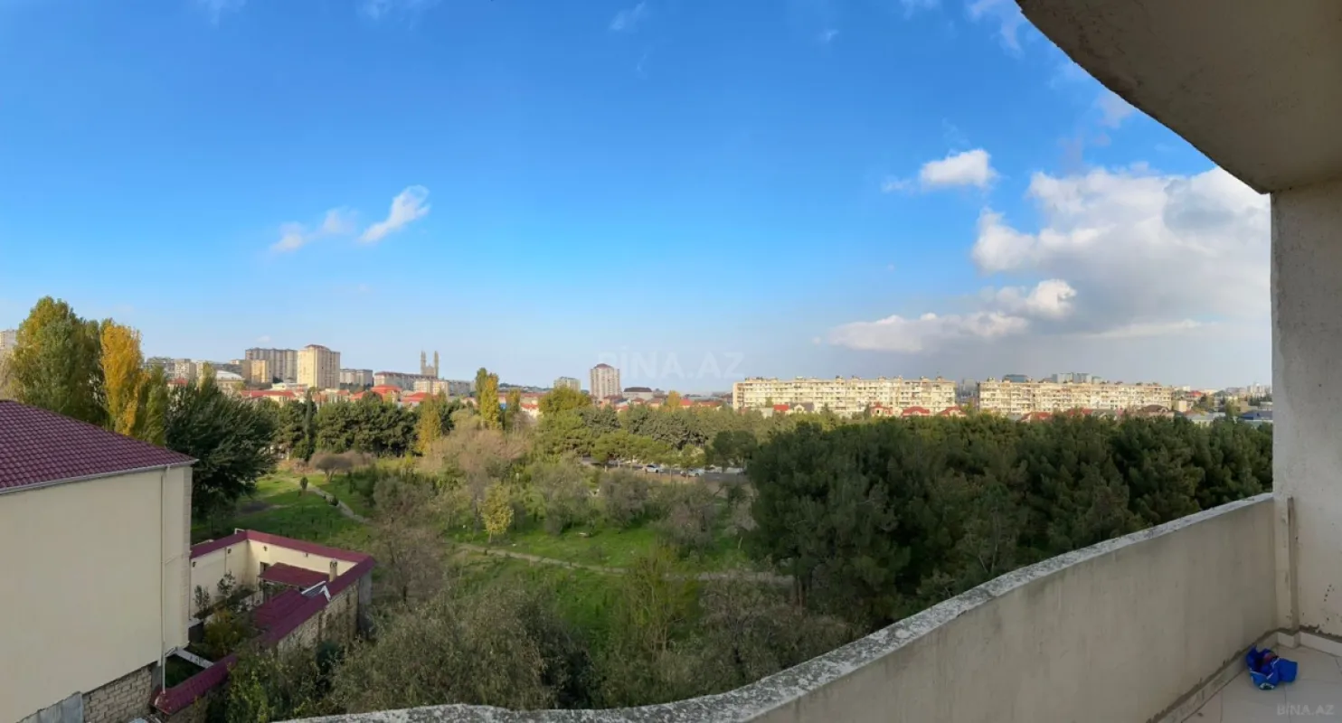 Satılır 3 otaqlı mənzil 151 m²