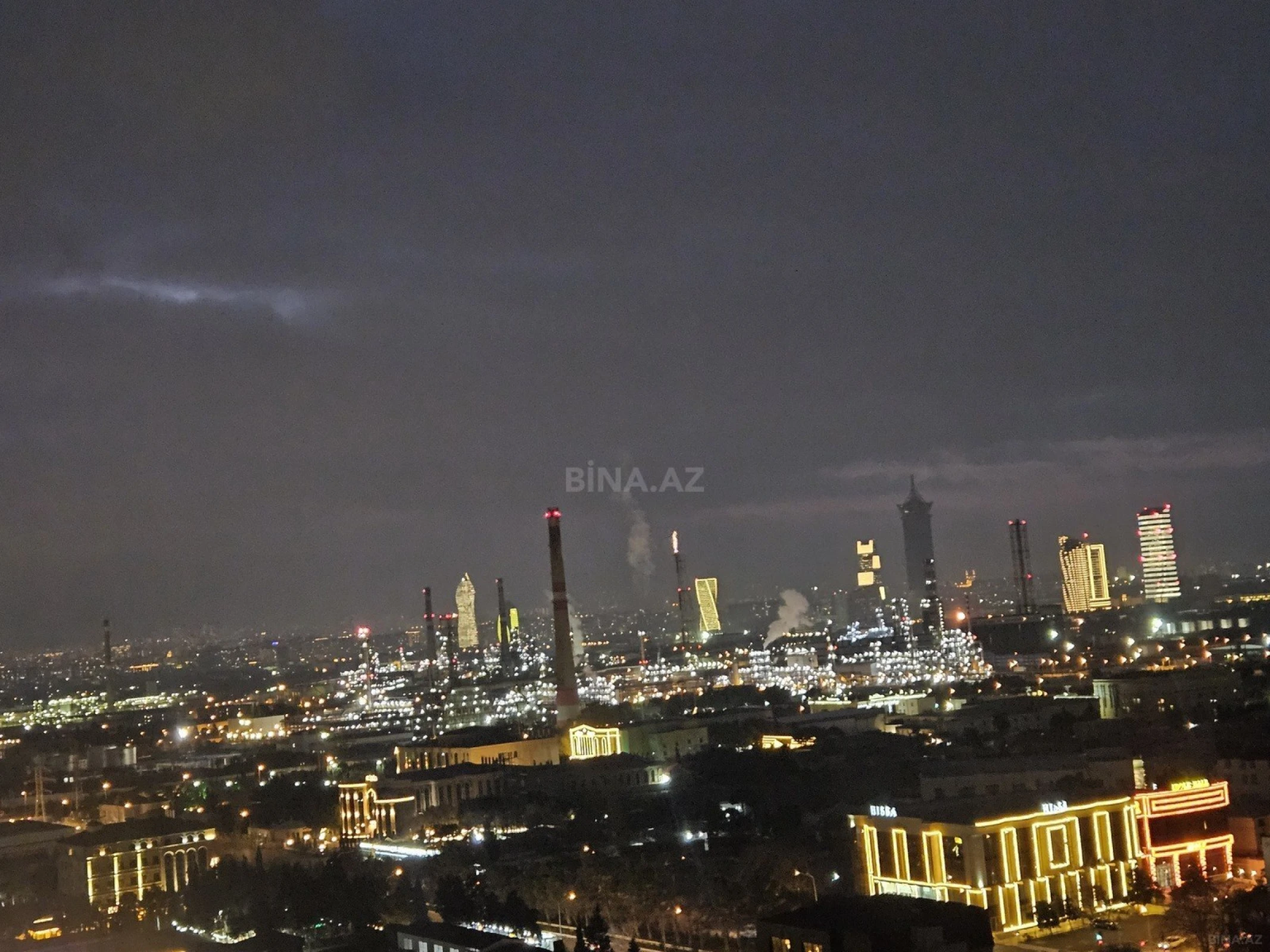 Satılır 2 otaqlı mənzil 69 m²