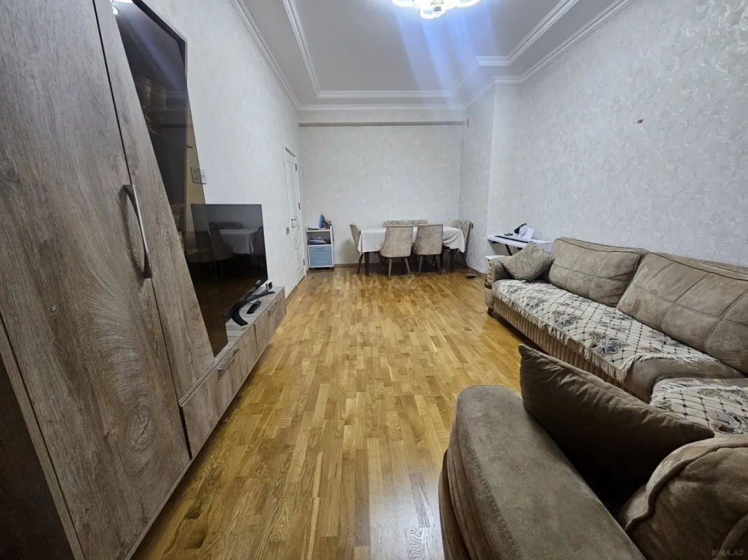 Satılır 2 otaqlı mənzil 69 m²
