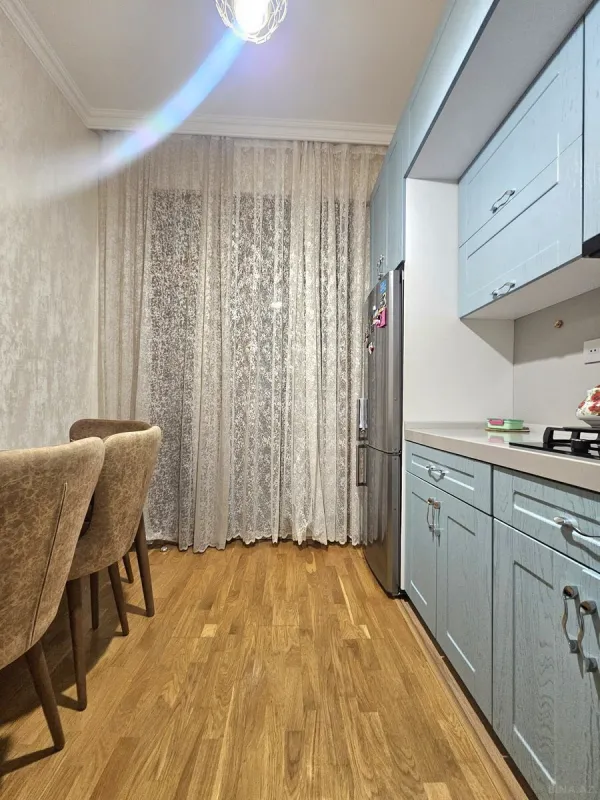 Satılır 2 otaqlı mənzil 69 m²