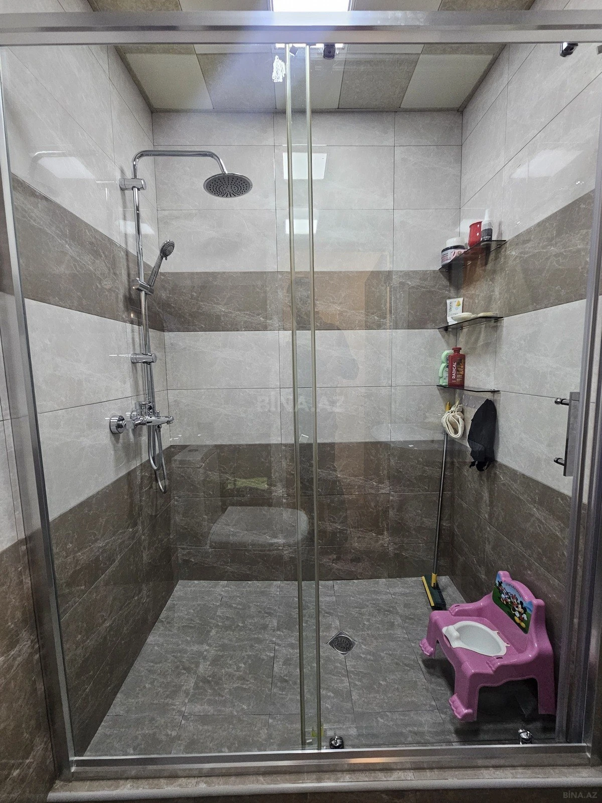 Satılır 2 otaqlı mənzil 69 m²