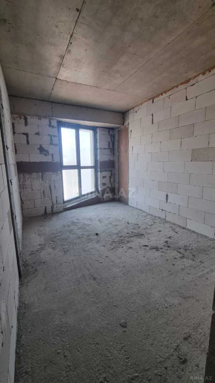 Satılır 3 otaqlı mənzil 164 m²