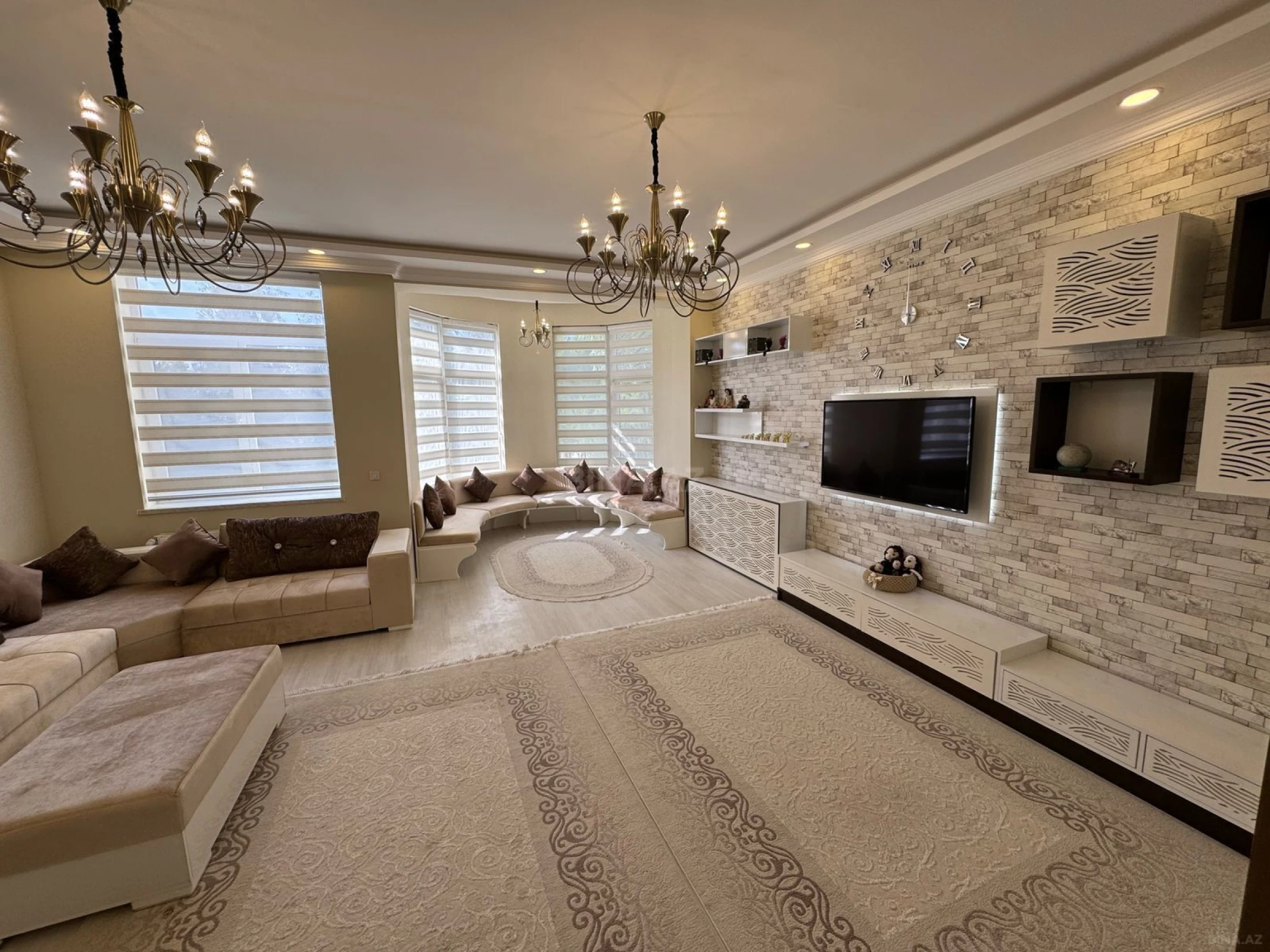 Satılır 4 otaqlı həyət evi 200 m²