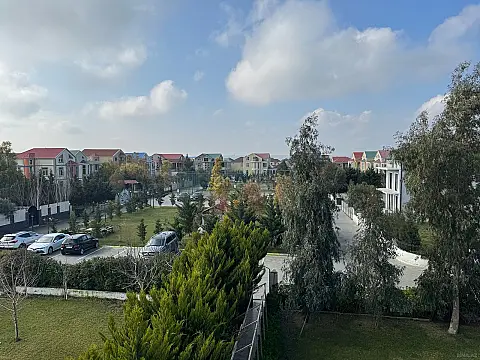 Satılır 4 otaqlı həyət evi 200 m²