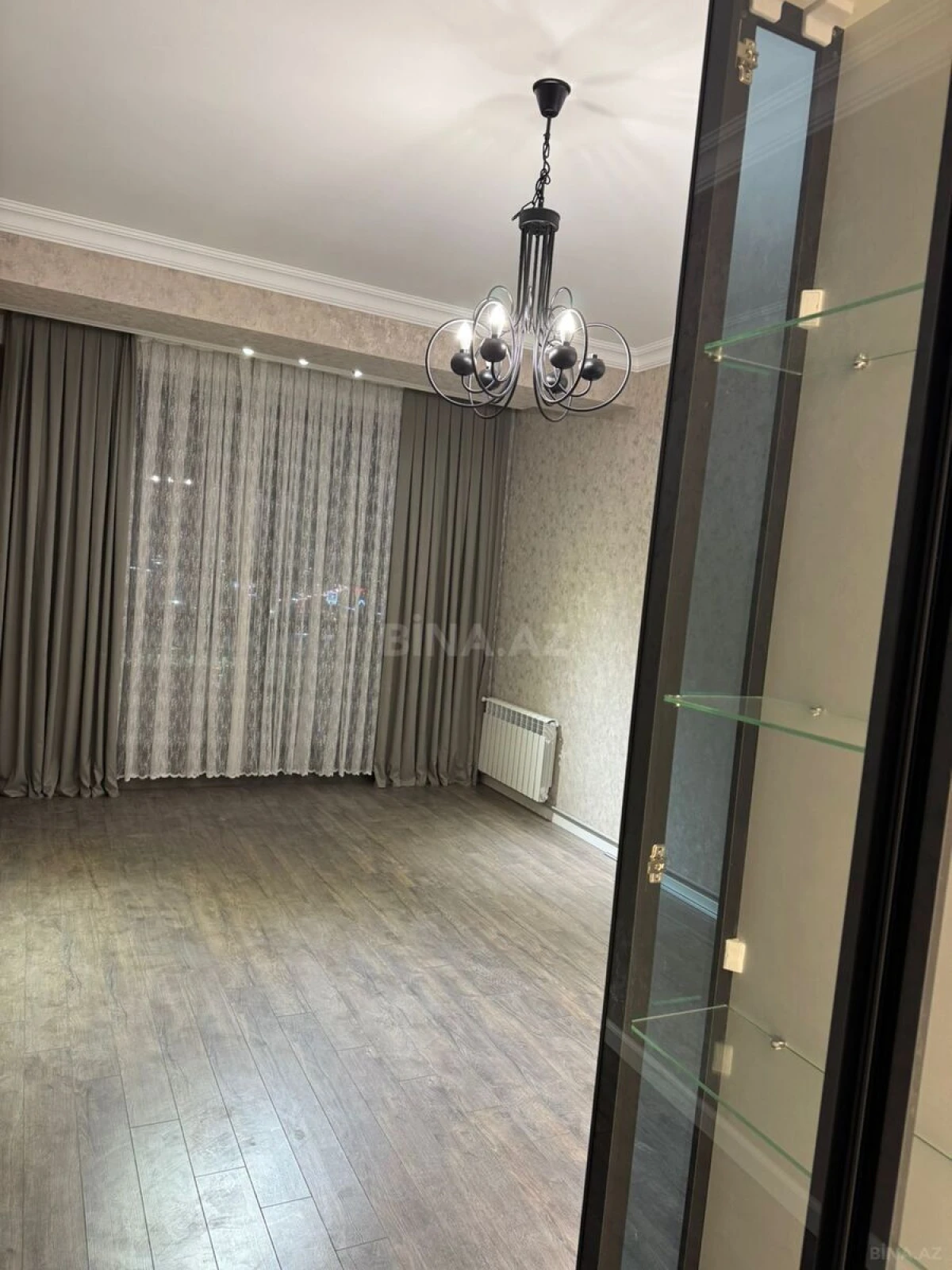 Satılır 2 otaqlı mənzil 60 m²