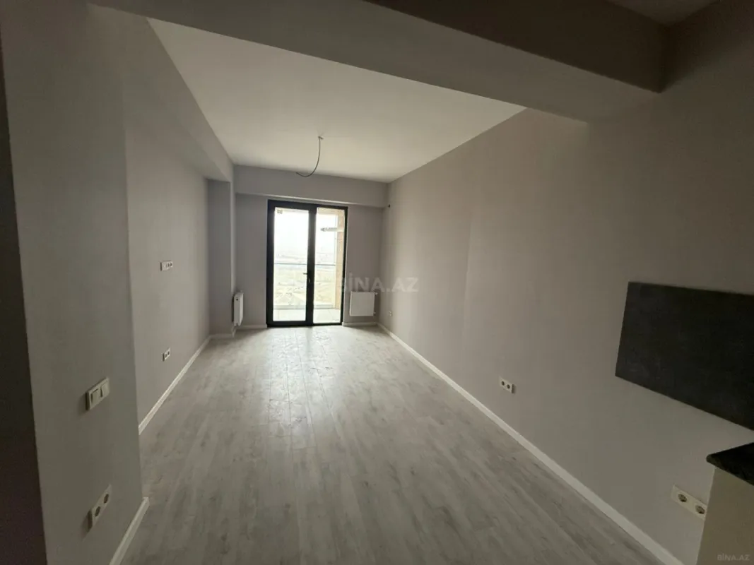 Satılır 5 otaqlı mənzil 127 m²