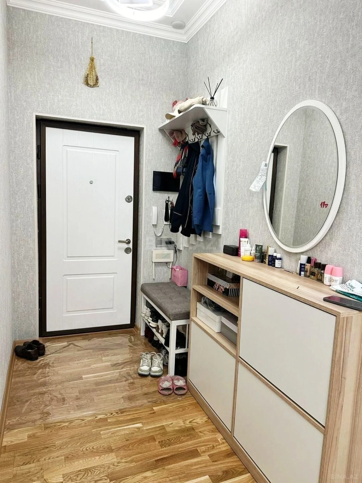 Satılır 3 otaqlı mənzil 104 m²