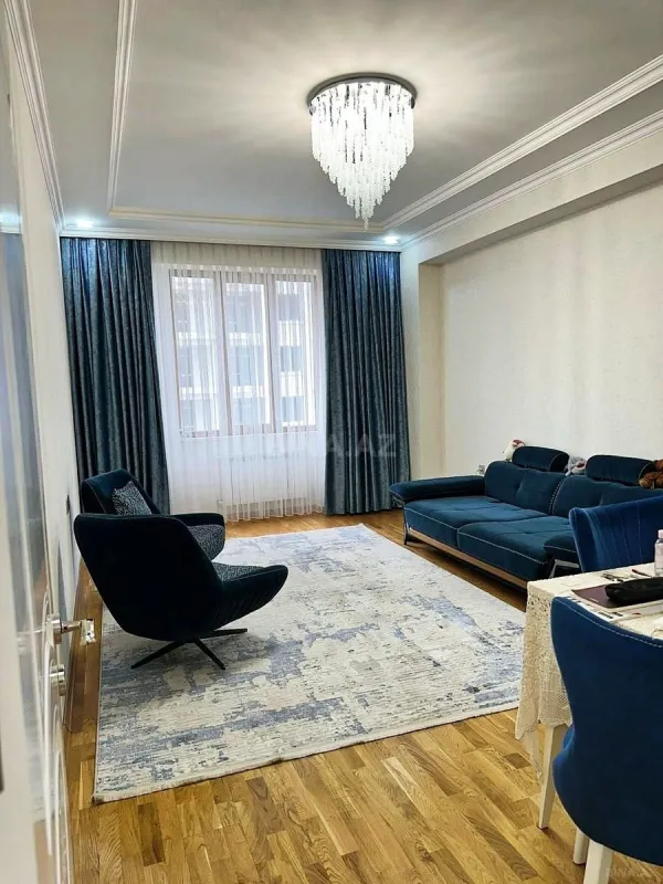 Satılır 3 otaqlı mənzil 104 m²