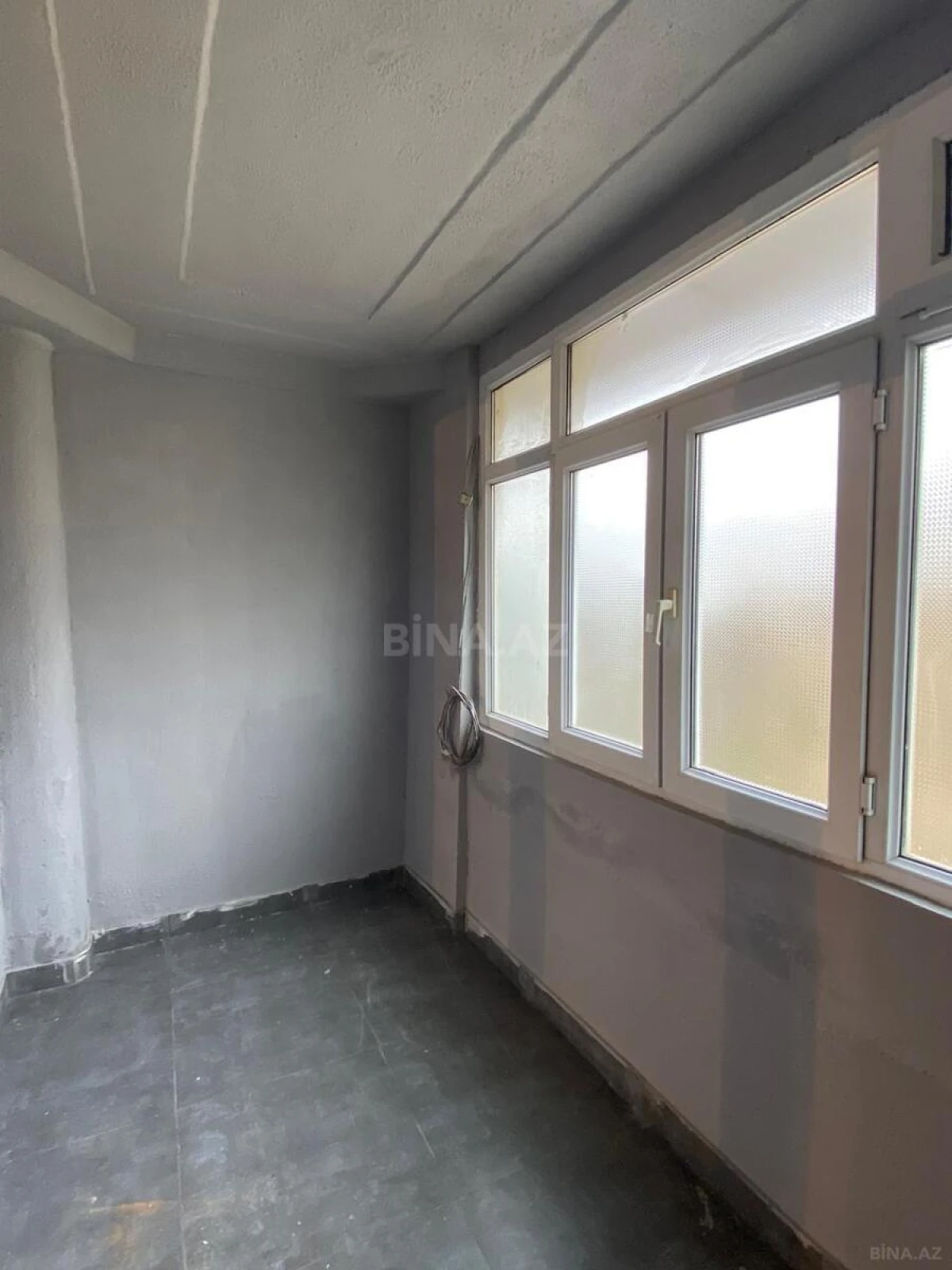 Satılır 3 otaqlı mənzil 65 m²