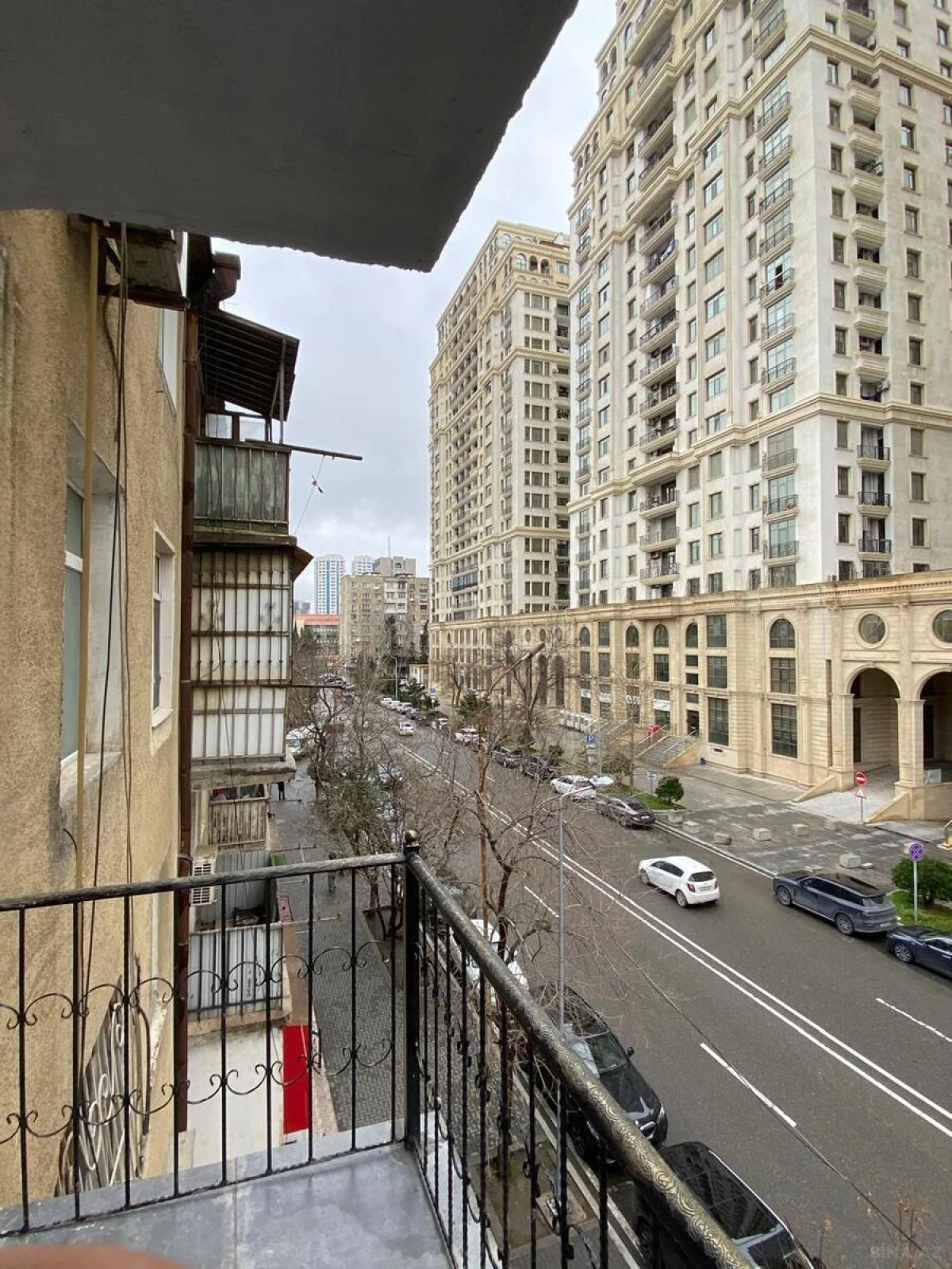 Satılır 3 otaqlı mənzil 65 m²