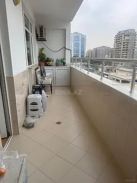 Satılır 3 otaqlı mənzil 140 m²