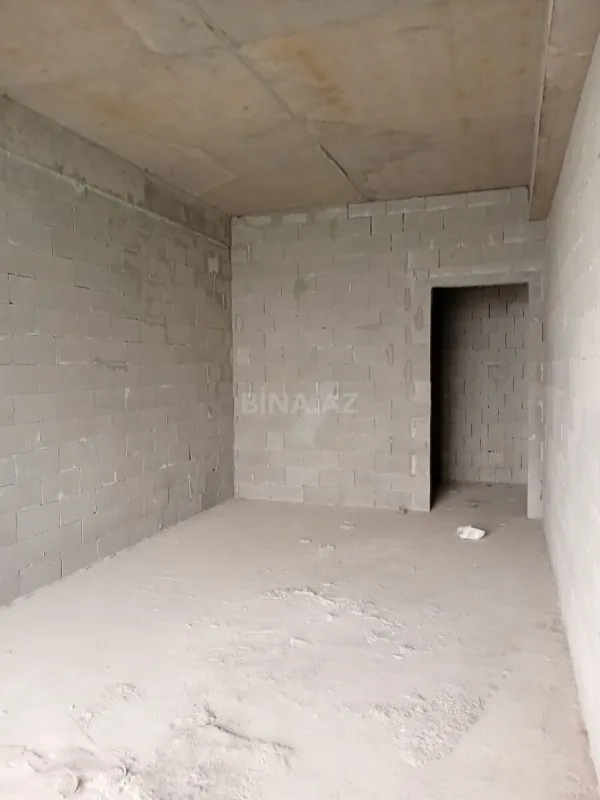 Satılır 4 otaqlı mənzil 153 m²