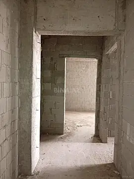 Satılır 4 otaqlı mənzil 153 m²