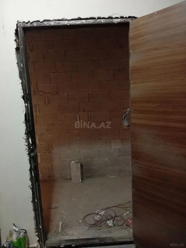 Satılır 4 otaqlı mənzil 153 m²