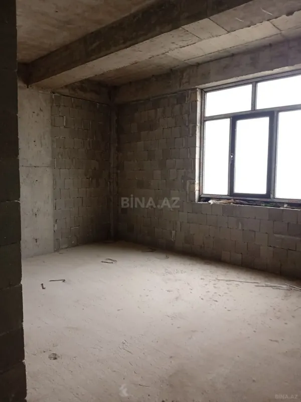 Satılır 4 otaqlı mənzil 153 m²
