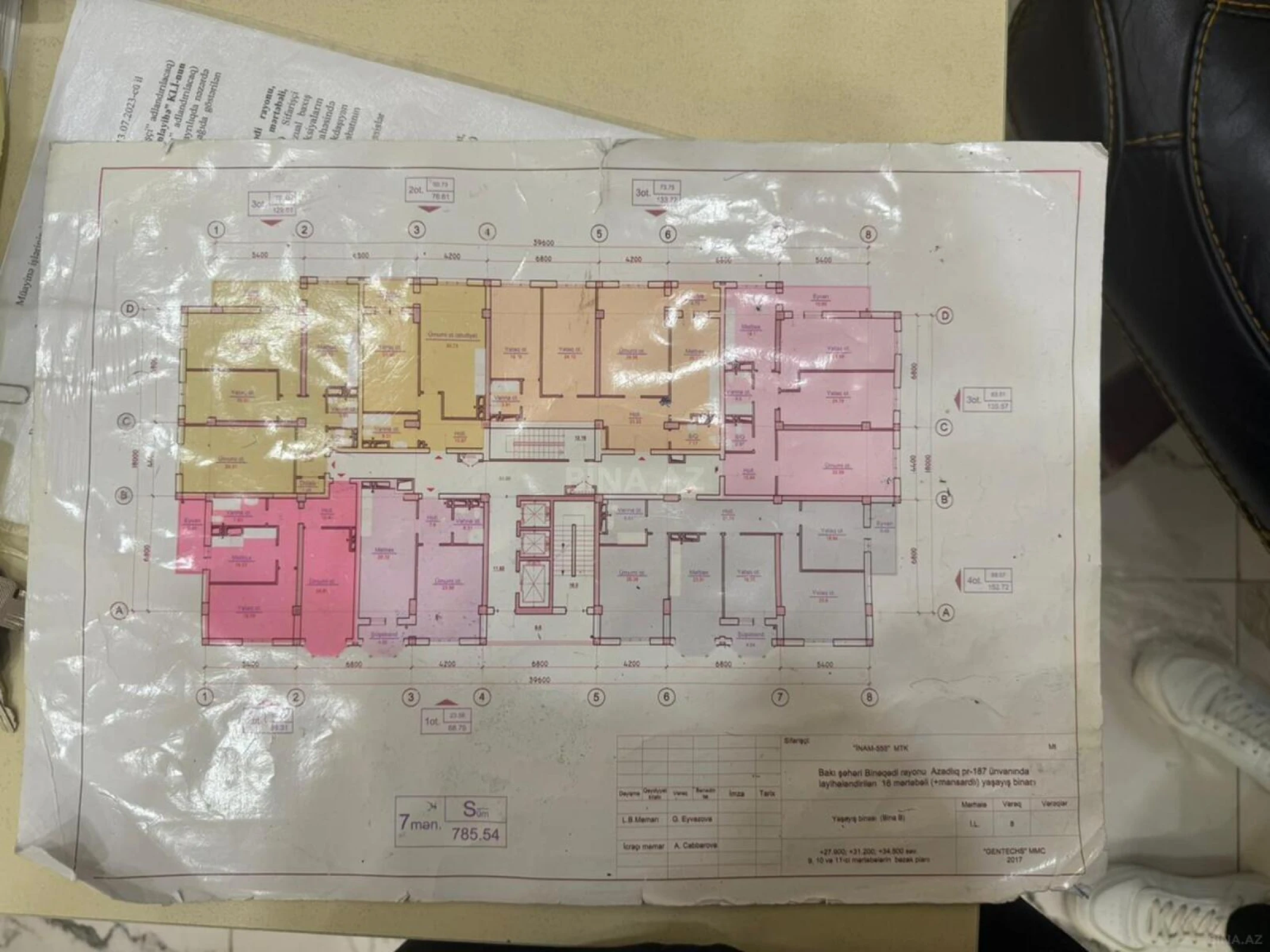 Satılır 4 otaqlı mənzil 153 m²