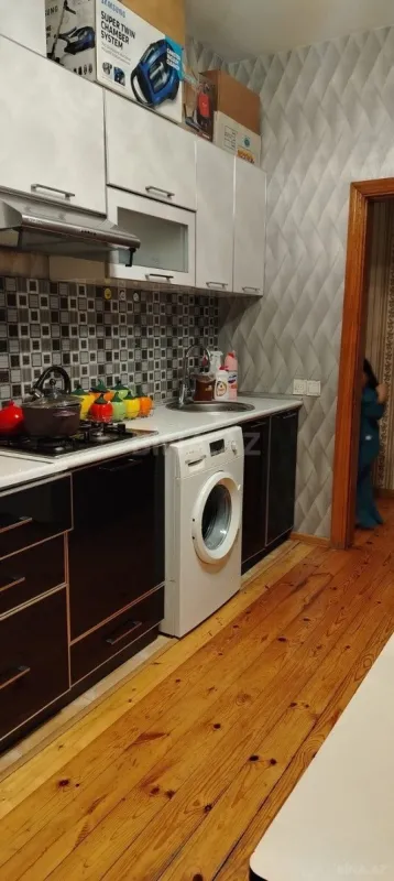 Satılır 2 otaqlı mənzil 88 m²