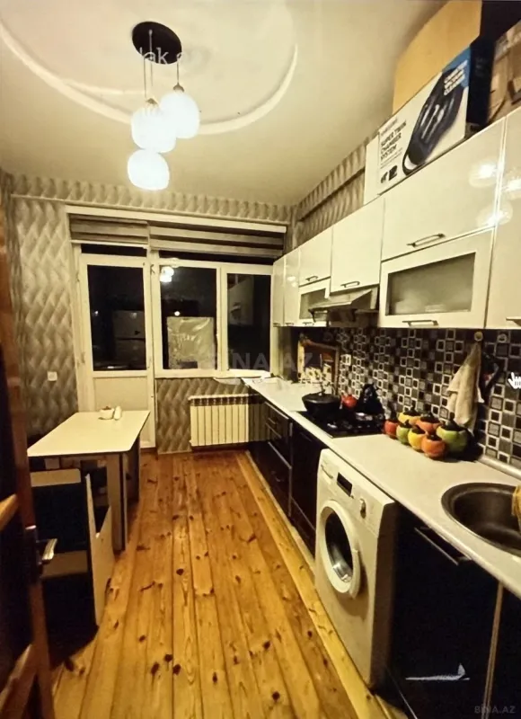 Satılır 2 otaqlı mənzil 88 m²