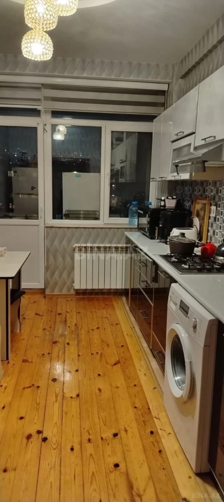 Satılır 2 otaqlı mənzil 88 m²