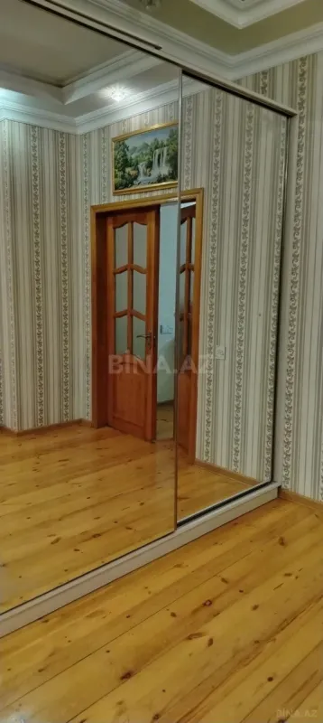 Satılır 2 otaqlı mənzil 88 m²