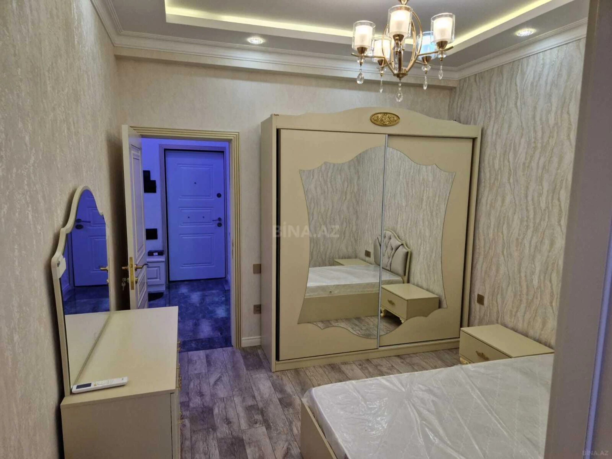 Kirayə verilir 3 otaqlı mənzil 85 m²