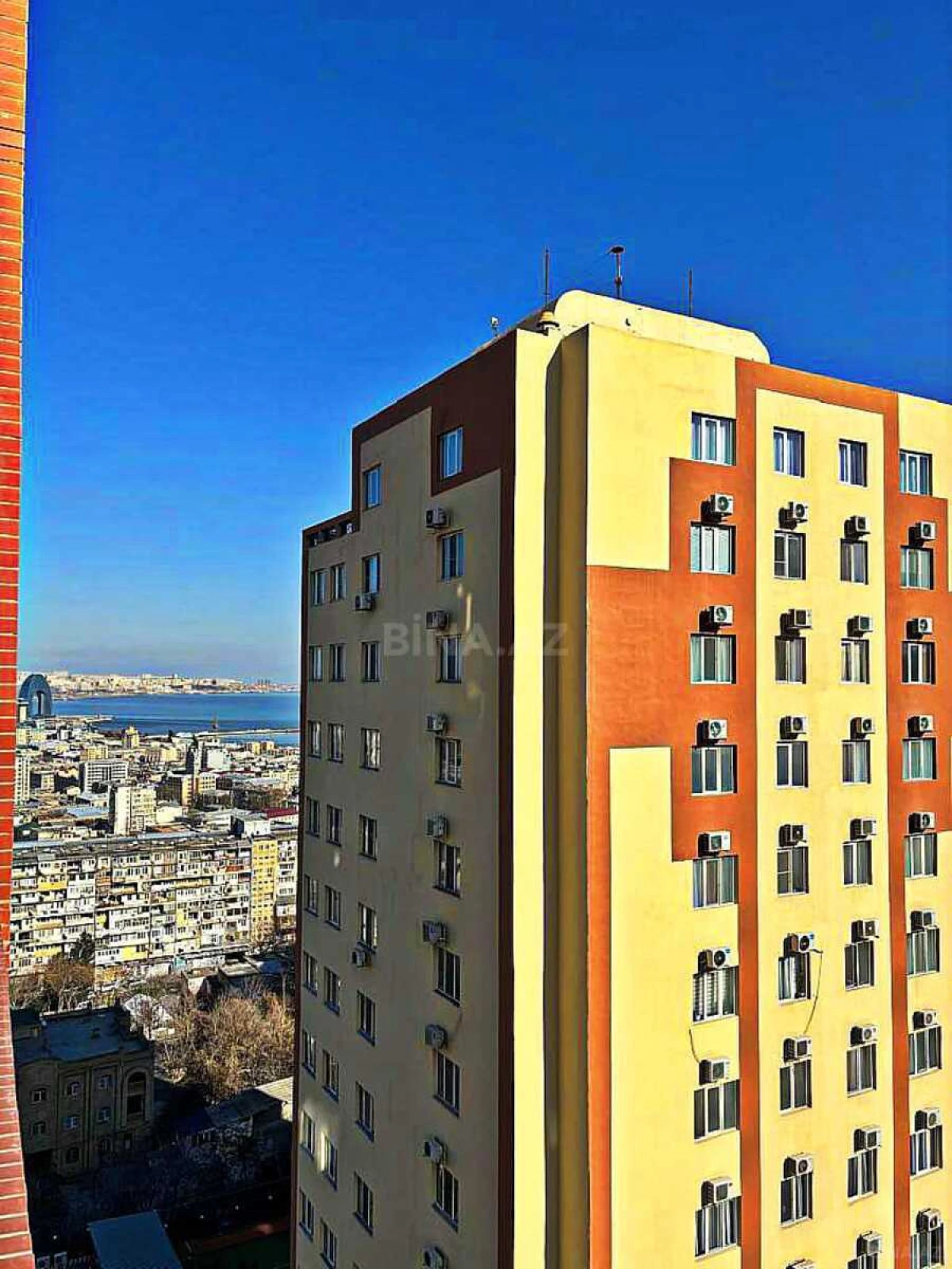 Kirayə verilir 3 otaqlı mənzil 113 m²