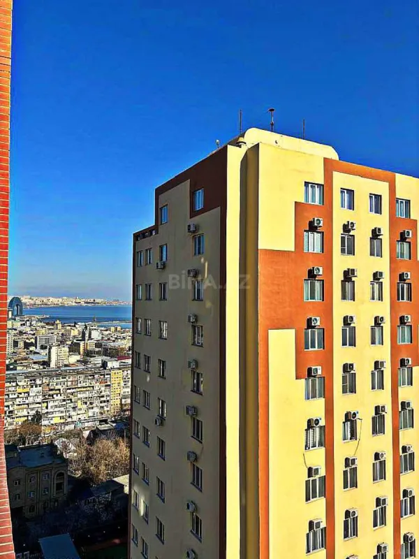Kirayə verilir 3 otaqlı mənzil 113 m²