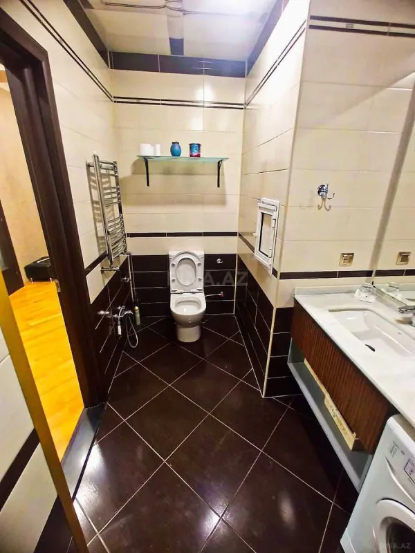 Kirayə verilir 3 otaqlı mənzil 113 m²